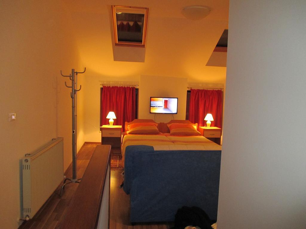 Apartamento Studio Brnat Kobarid Habitación foto